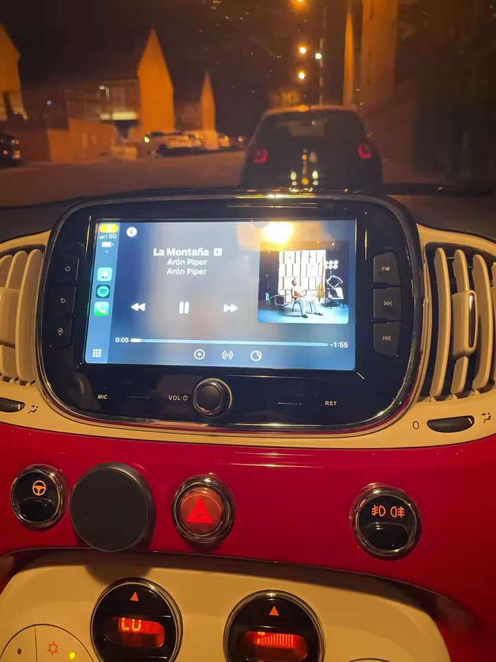 für Fiat 500/500C/500S/500E (2016-2019) Drahtlos CARPLAY und ANDROID AUTO  7" Android 15 Autoradio GPS NAVI 6GB RAM Octa-Core CPU